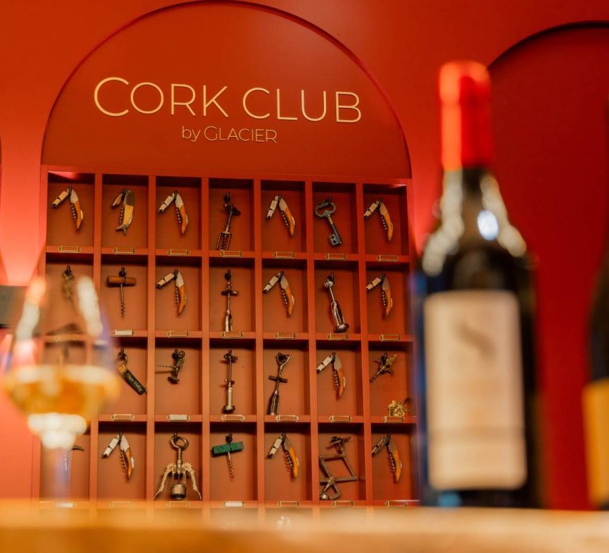 The Cork Club, Grindelwald, Schweiz